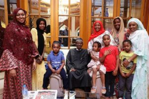 Family welcomes Buhari back to Presidential Villa 