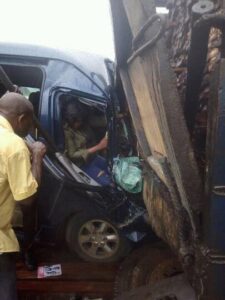 Lady escapes death after terrible accident-dailyfamily.ng