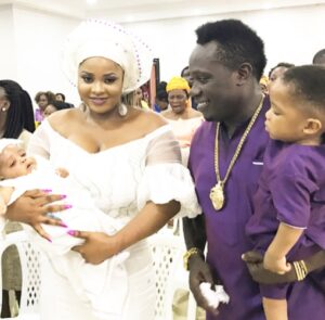 Duncan Mighty dedicates second child in church.dailyfamily.ng
