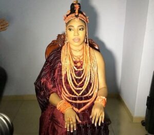 Edo brides stand out in beautiful wedding costumes.dailyfamily.ng