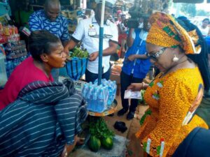Unbelievable: Anambra's First Lady goes shopping alone -dailyfamily.ng