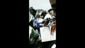 Young lady rescued from jumping off CMS Bridge in Lagos.dailyfamily.ng
