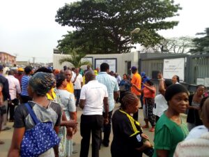 Elderly people, pregnant women protest bad leadership of company.dailyfamily.ng