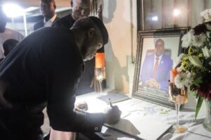 Vice President pays condolence visit to late Deji Tinubu's family.dailyfamily.ng