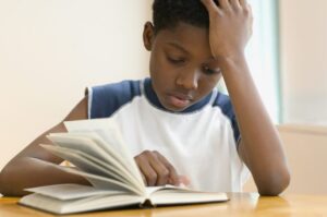 5 Ways Nigerian Parents Kill Reading Habit in Children.dailyfamily.ng
