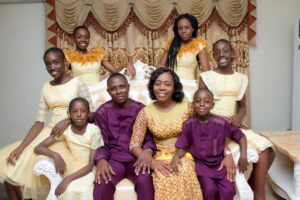Meet Nigerian Family of Eight Who Are All Singers (Video)