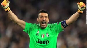 Veteran Juventus keeper Buffon joins PSG