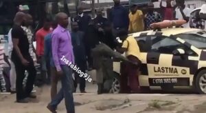 Commotion In Lagos As Policemen Beats Up LASTMA Official.dailyfamily.ng
