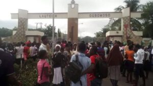 Students react to LAUTECH Tuition Increment to #250000