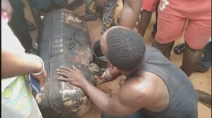 Young Man Gets Stuck While Stealing Fuel2.dailyfamily.ng